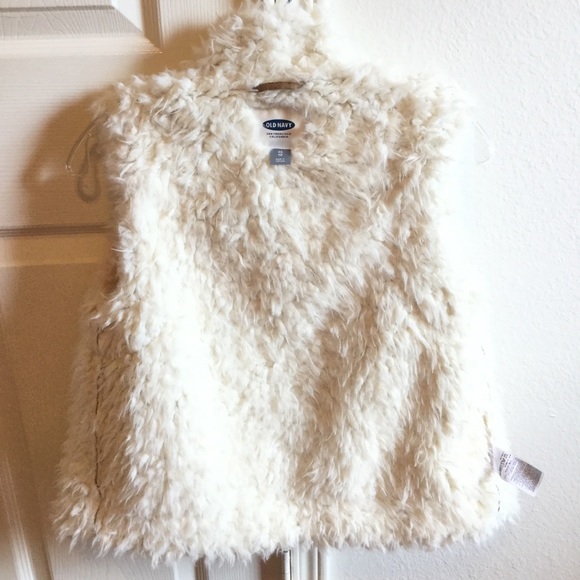 ⬇️PRICE FAUX FUR VEST/JACKET ❤️ - Picture 4 of 5